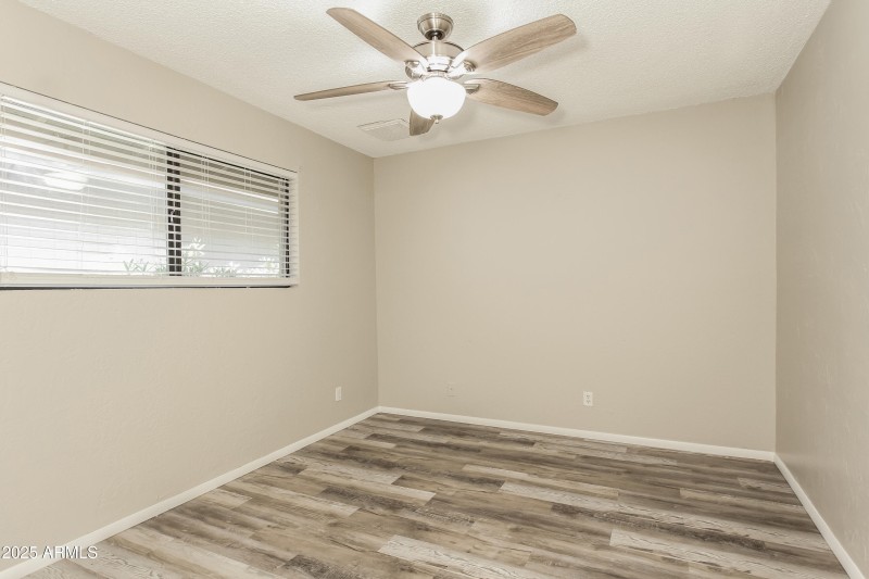 1006061.4857 W Townley AVE - Bedroom_2