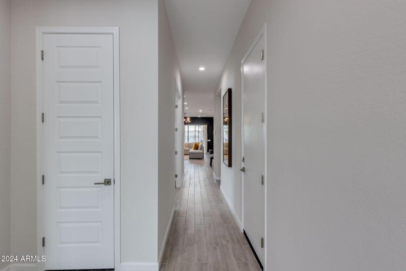 7-web-or-mls-10476 w harmony ln -7