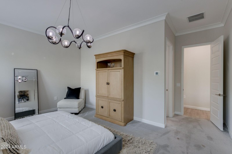 35-web-or-mls-10476 w harmony ln -35