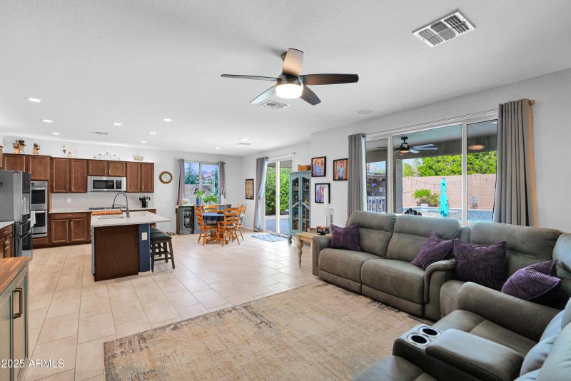 23 Great Room + Kitchen