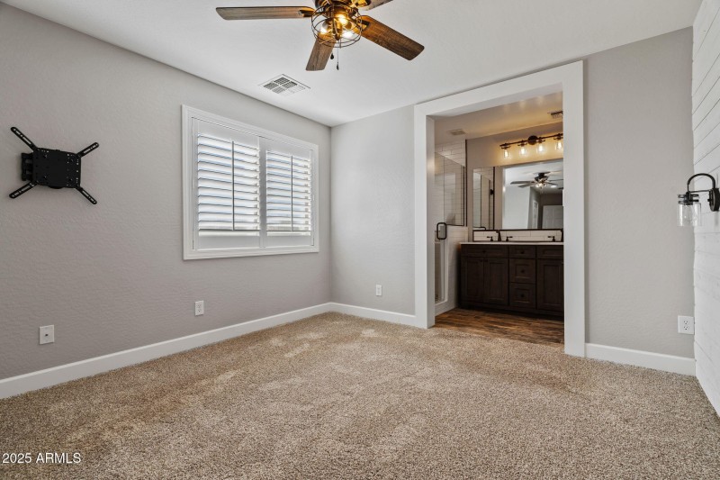 37-web-or-mls-Interior-31