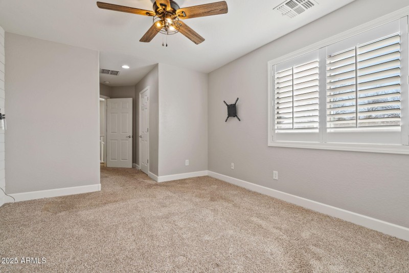 39-web-or-mls-Interior-33