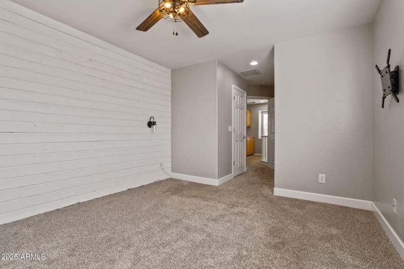 41-web-or-mls-Interior-40