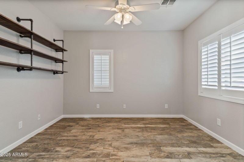 8-web-or-mls-Interior-2