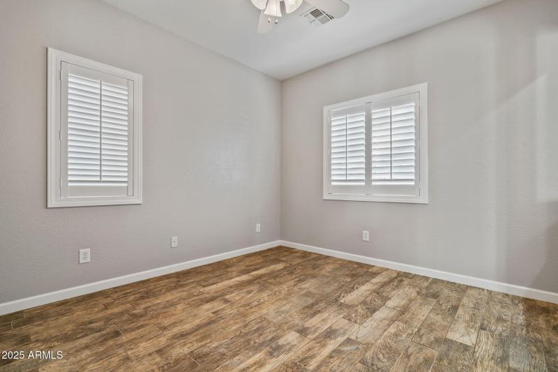 10-web-or-mls-Interior-4