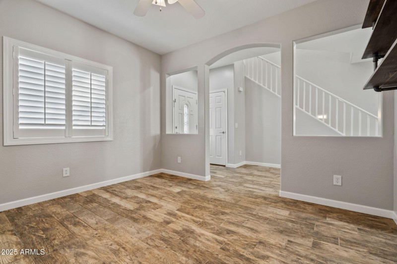 12-web-or-mls-Interior-6