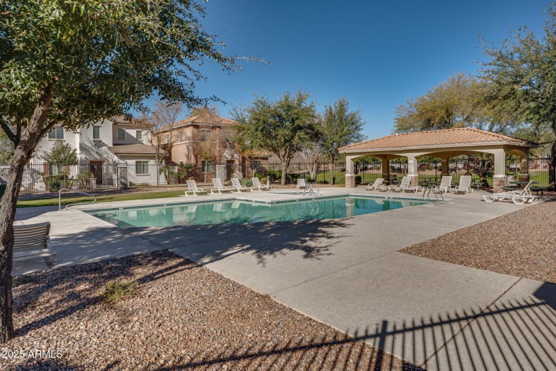 62-web-or-mls-Exterior-22