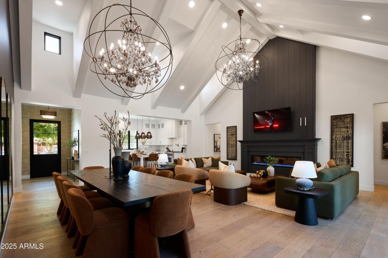 PropertyImageCo_3808EFairmountAve_WEB_11