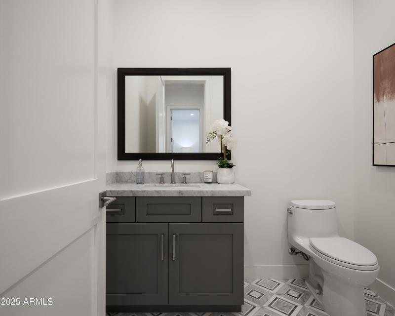 PropertyImageCo_3808EFairmountAve_WEB_32