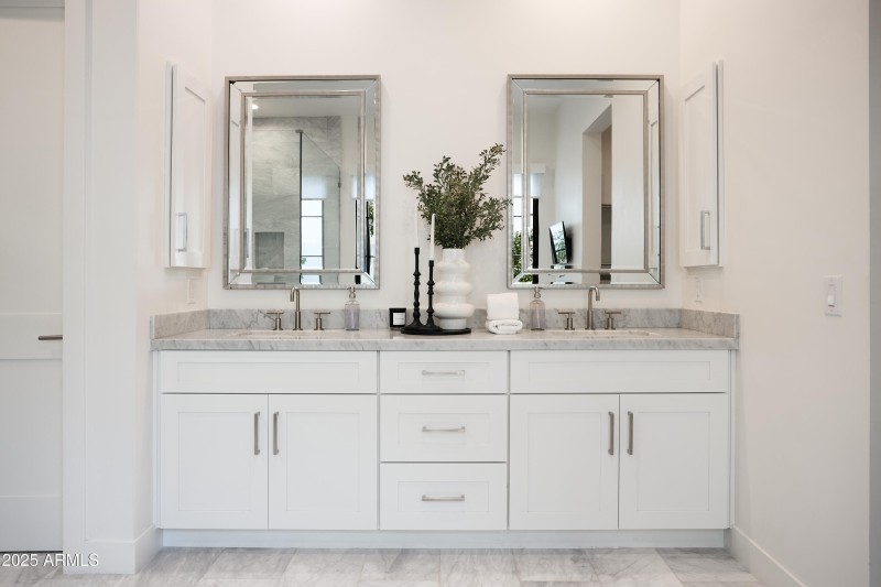 PropertyImageCo_3808EFairmountAve_WEB_46