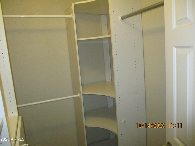 master bed closet -2