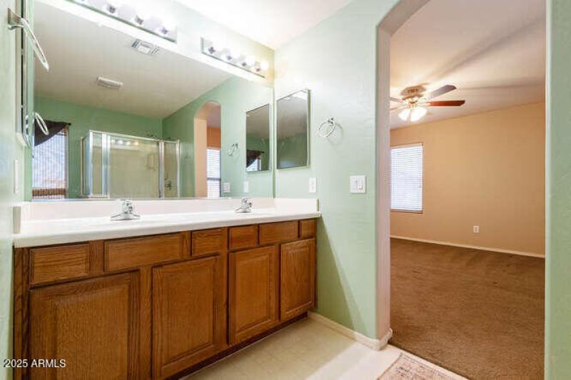 Dual Vanity in Primary bath