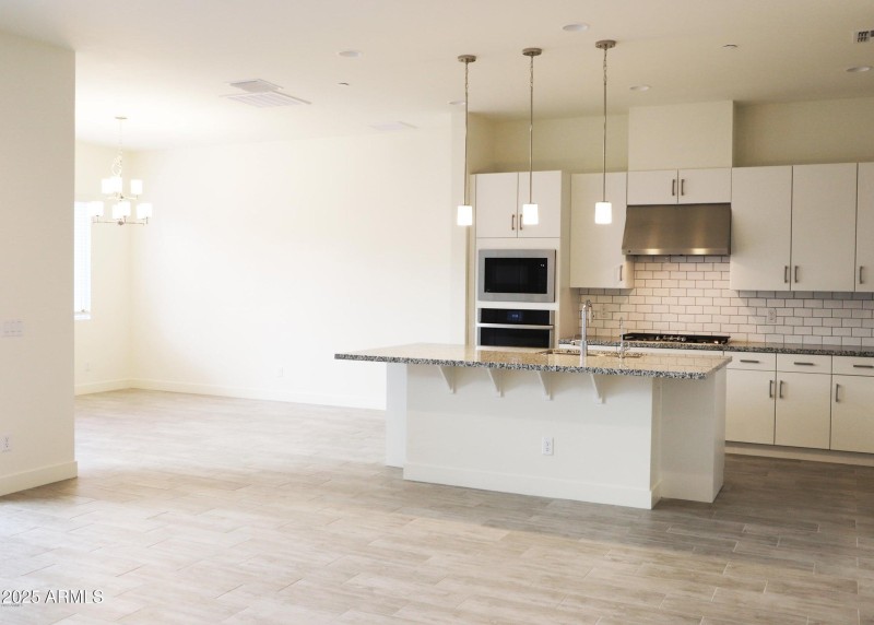 6806 E Lyra Dr Kitchen and Dining