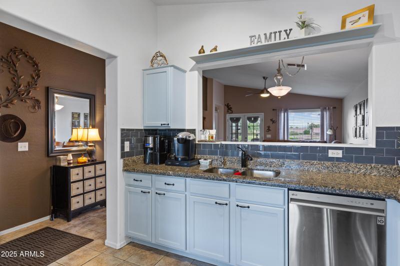 30393 N Coral Bean Dr-14