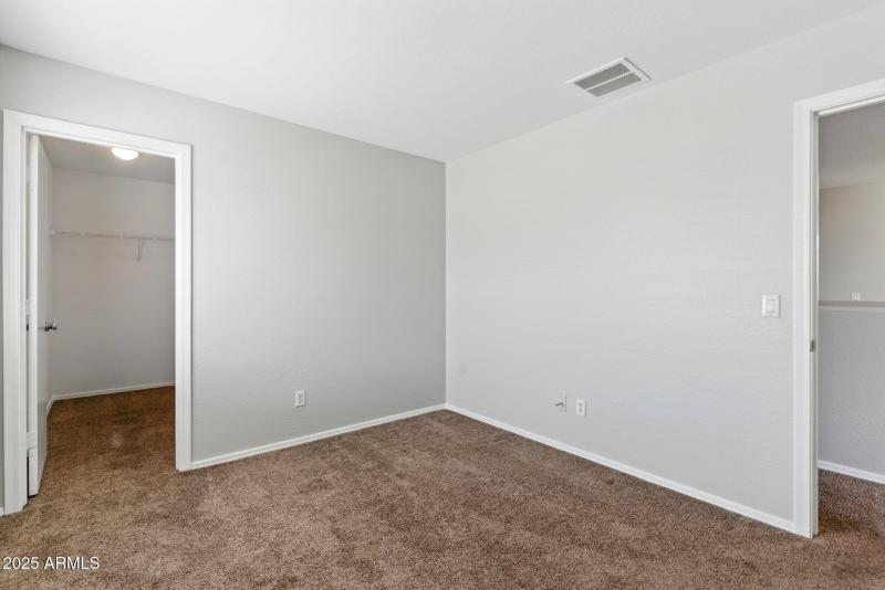 888D8651-564B-49DE-A660-5A21BDB6C1F0