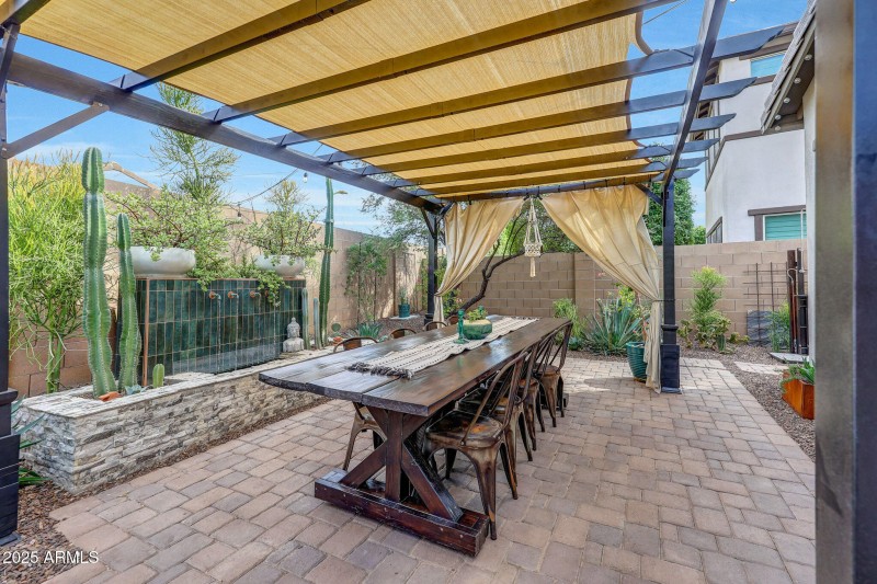 Outdoor Dining Area