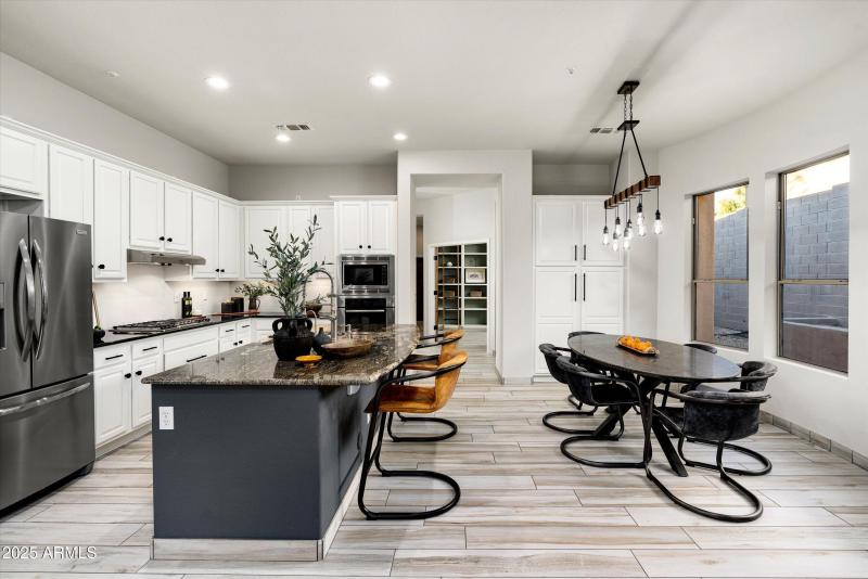 Eat In Kitchen