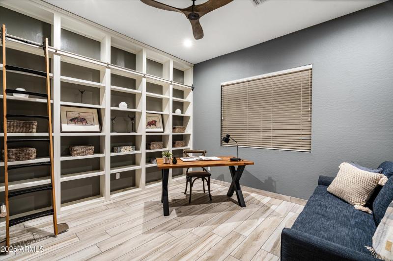 Large Office w/Built in Cabinetry