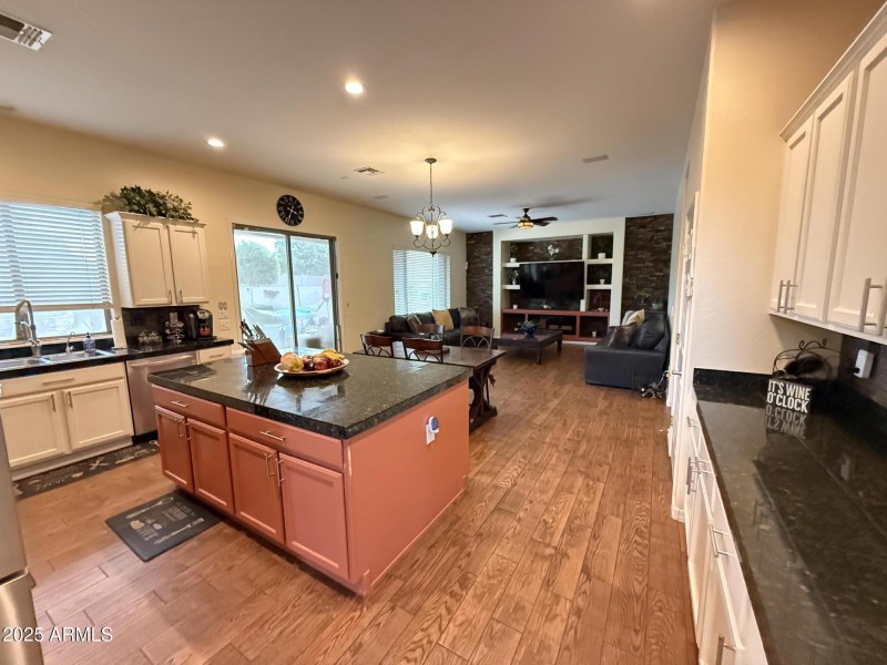 Kitchen and Eat In Dining Area