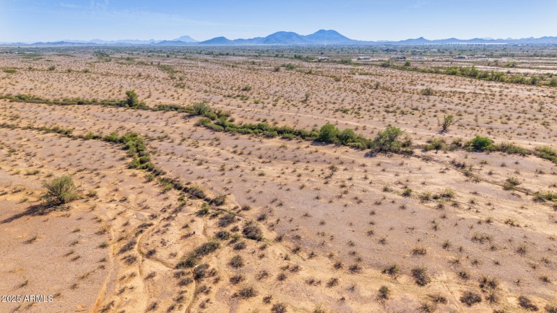 14 - 50635025Q Parcel