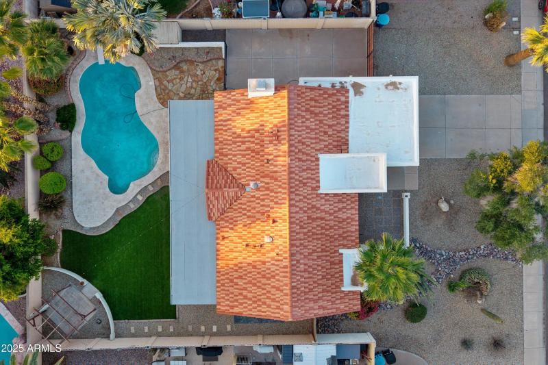 11-DJI_20251022173615_0124_D