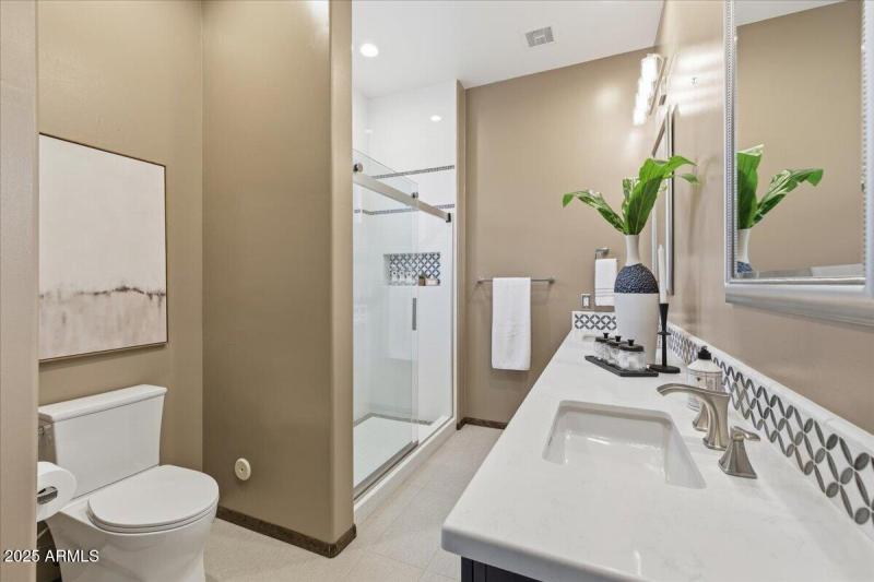 071-6218_E_Morning_Vista_Staged_74