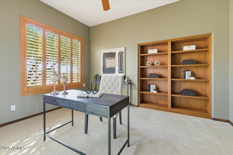 081-6218_E_Morning_Vista_Staged_91