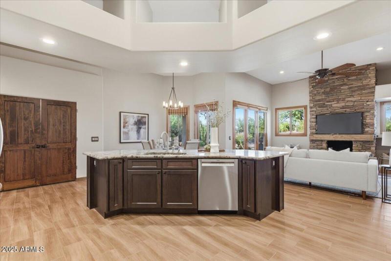 094-6218_E_Morning_Vista_Staged_104