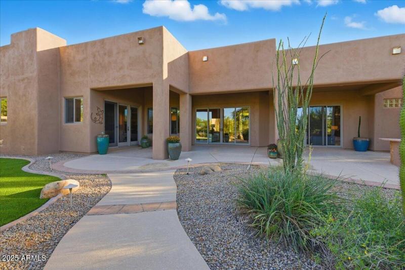 102-6218_E_Morning_Vista_Staged_113