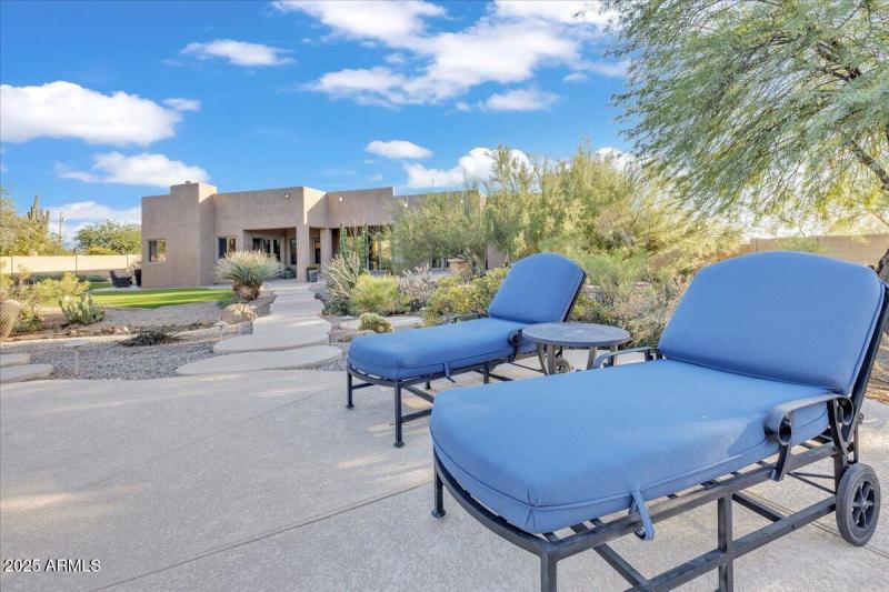 120-6218_E_Morning_Vista_Staged11