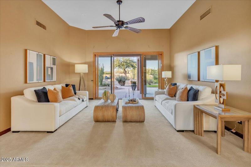 138-6218_E_Morning_Vista_Staged25