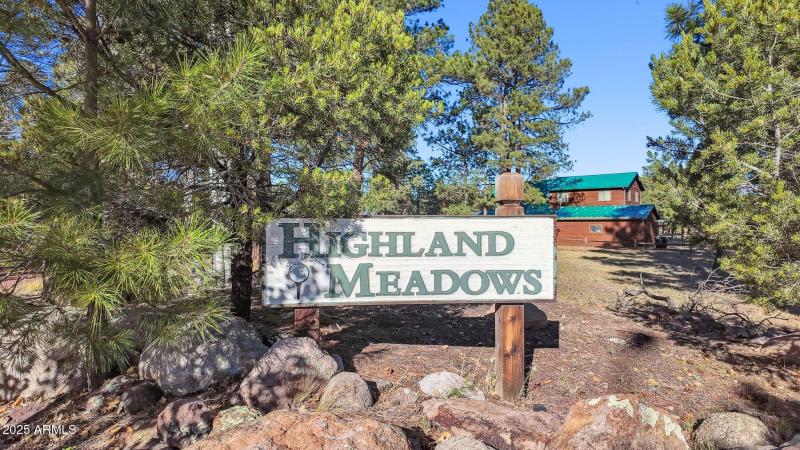 39-web-or-mls-2762-w-highland-meadows-dr