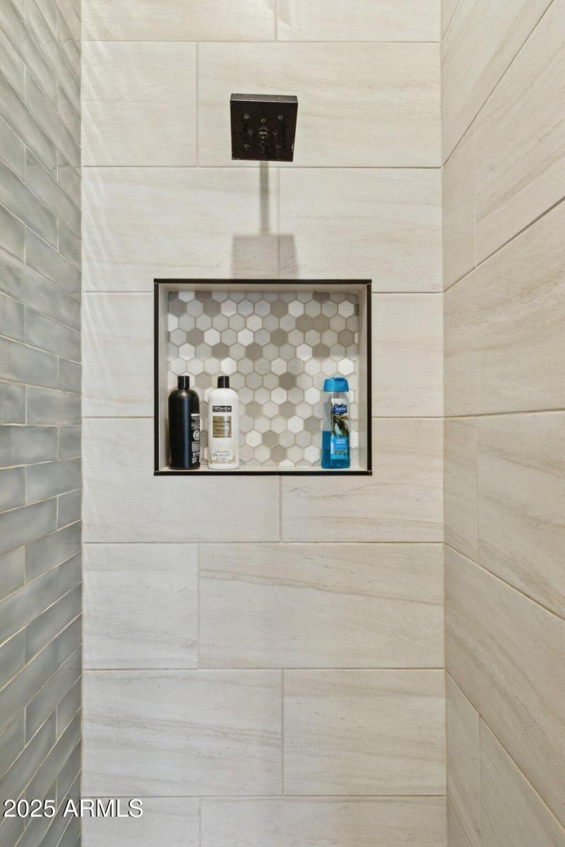 19-web-or-mls-2762-w-highland-meadows-dr