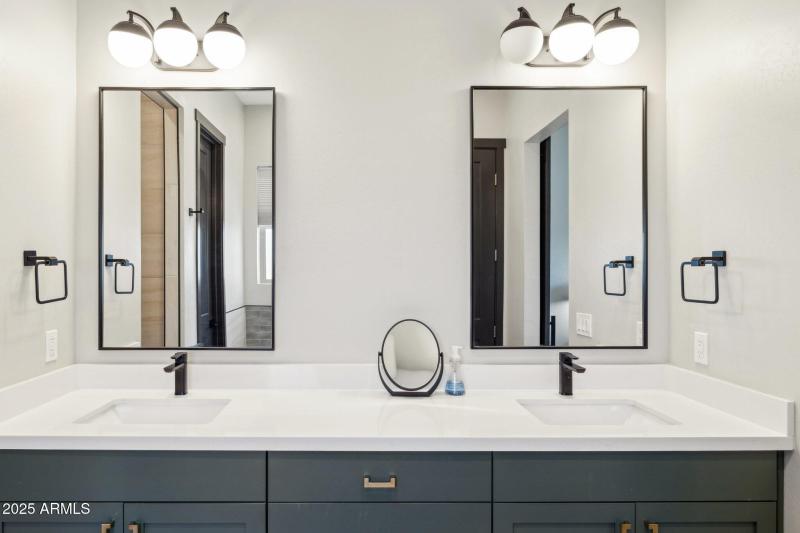 17-web-or-mls-2762-w-highland-meadows-dr