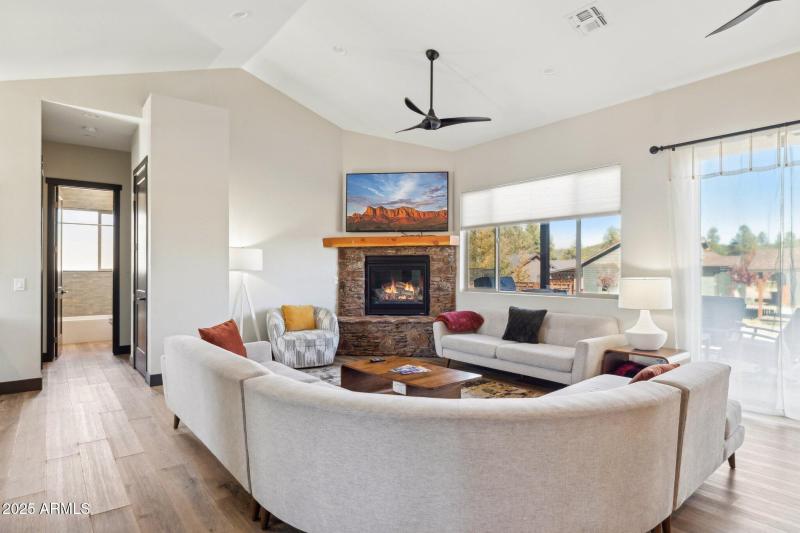 5-web-or-mls-2762-w-highland-meadows-dr