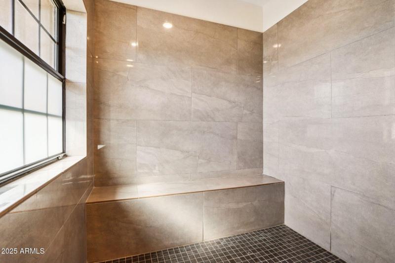 49-web-or-mls-S Tuzigoot Dr-S2410-049