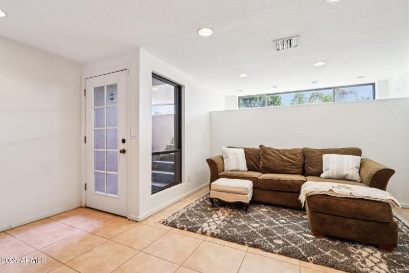 60-web-or-mls-S Tuzigoot Dr-S2410-060