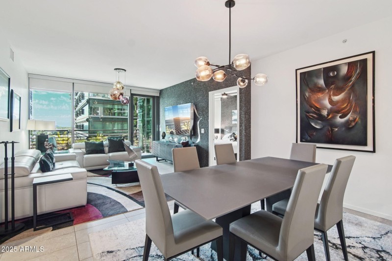 23-web-or-mls-E Kierland Blvd-L2310r-007