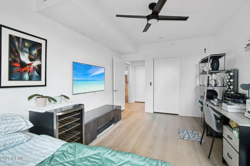 34-web-or-mls-E Kierland Blvd-L2310r-018