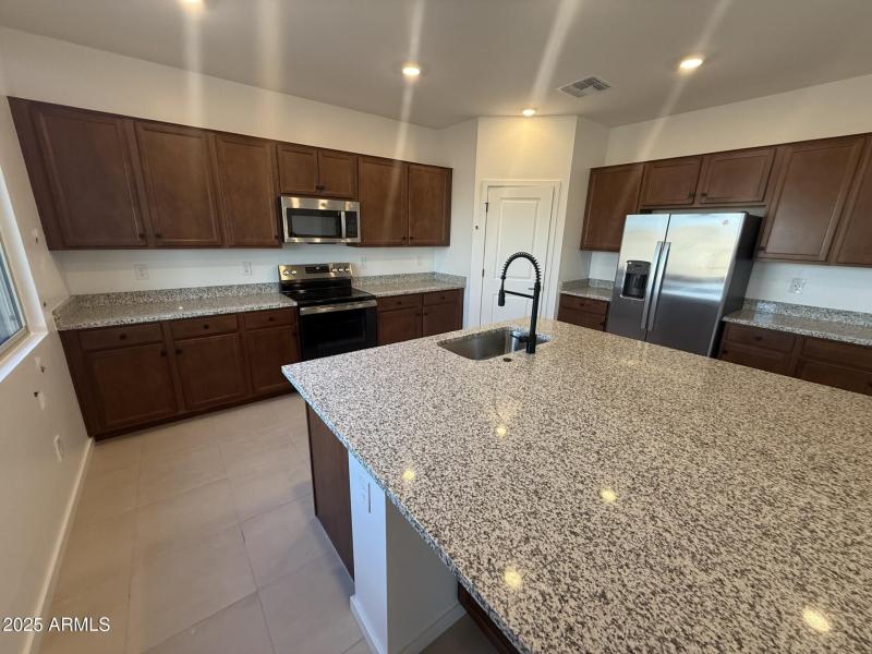 Lot 167 Kitchen Island