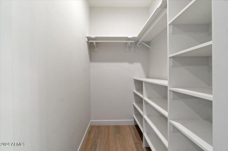 Walk-in Closet