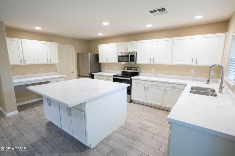 Phoenix House_Web-14