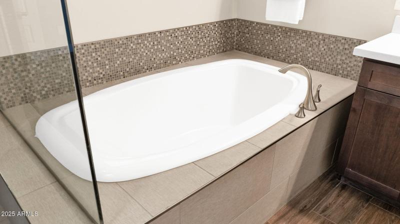 Primary Bathtub