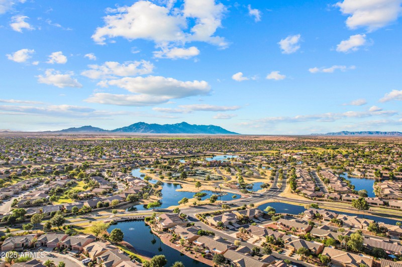 42551 W Candyland Pl-41