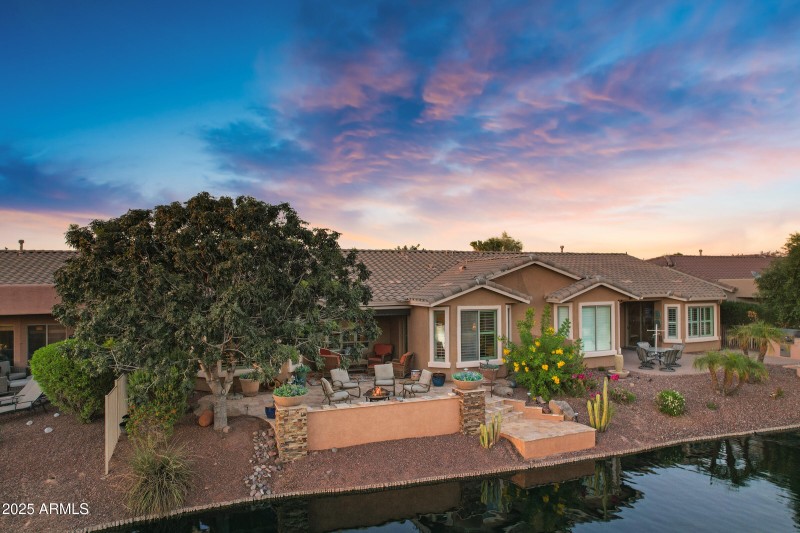 42551 W Candyland Pl-51