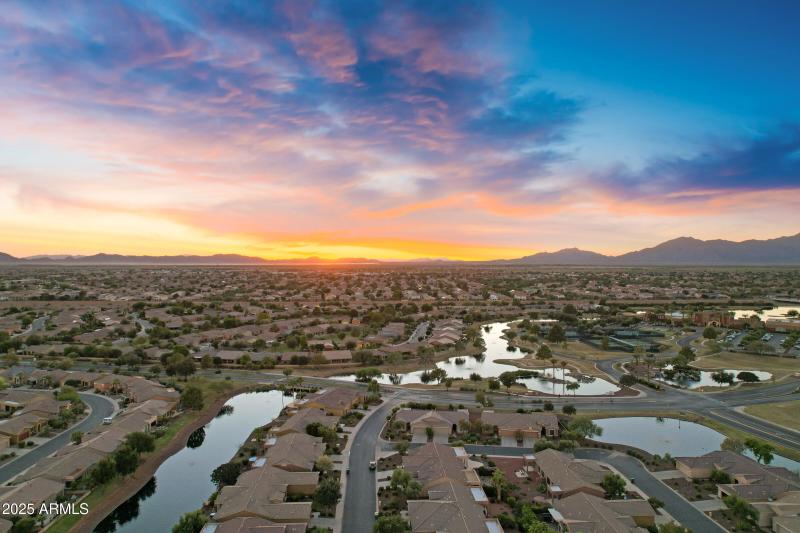 42551 W Candyland Pl-56