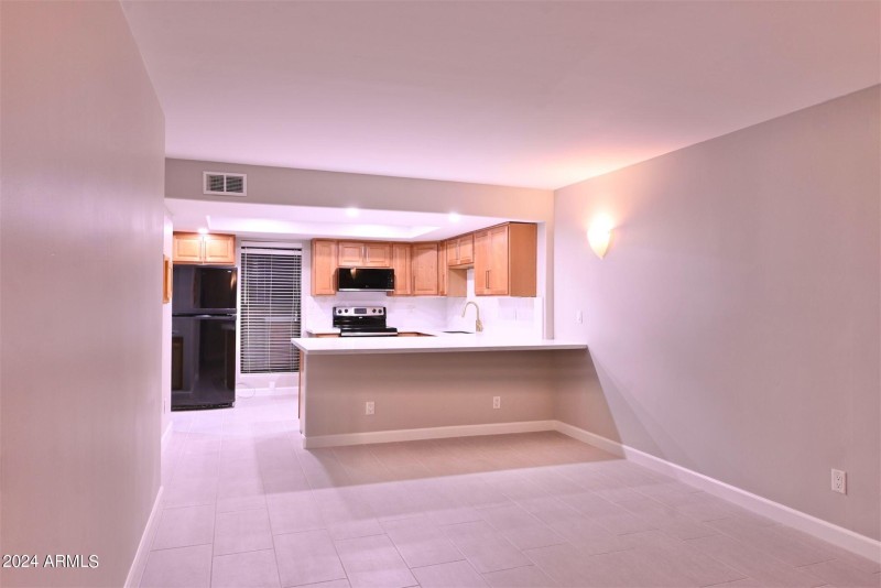 63cd93a7-63eb-472e-bc06-ada35ed40c04