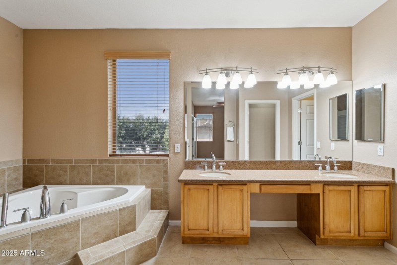 5455 W Buffalo St - Primary Bath