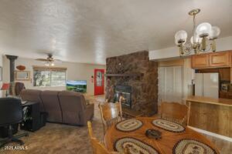 20251019215629399147000000