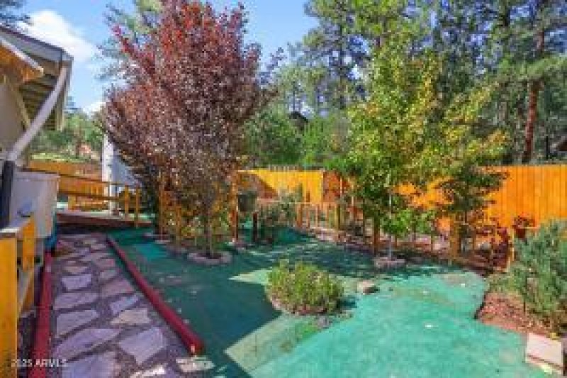 20251019215728192128000000